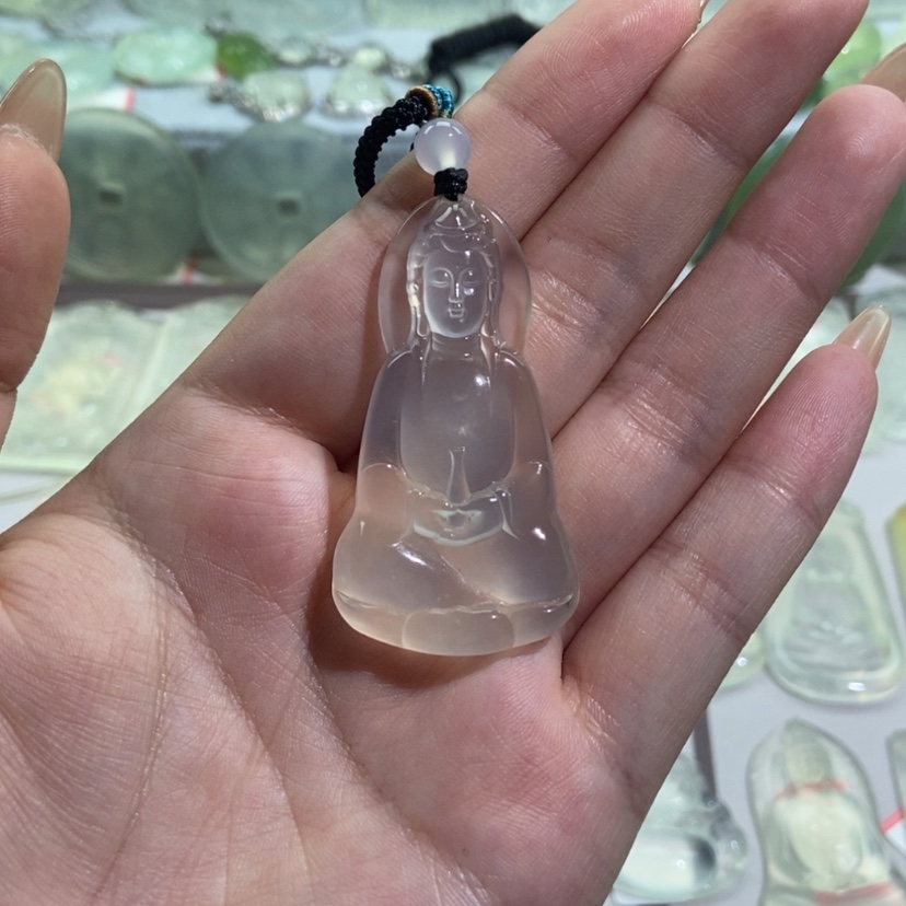 【闪购商品】蛇纹石玉颈饰未镶嵌