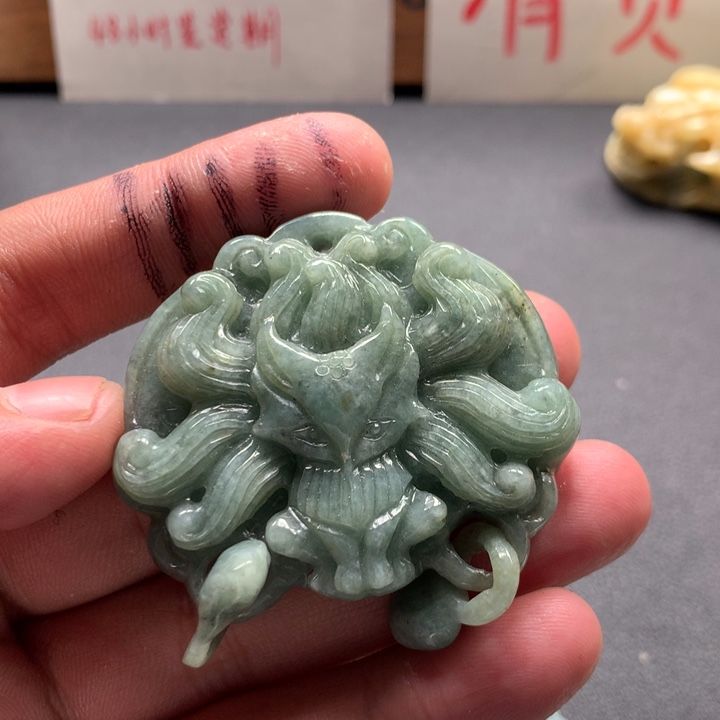 翡翠未镶嵌颈饰保真天然a货翡翠