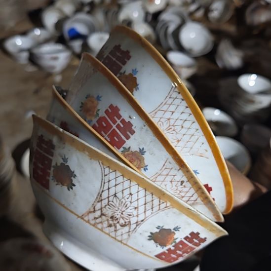 茶盏陶瓷盘子碗啥都有