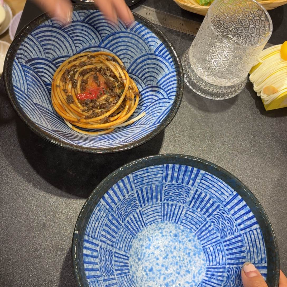 瓷两个7.5寸碗两个