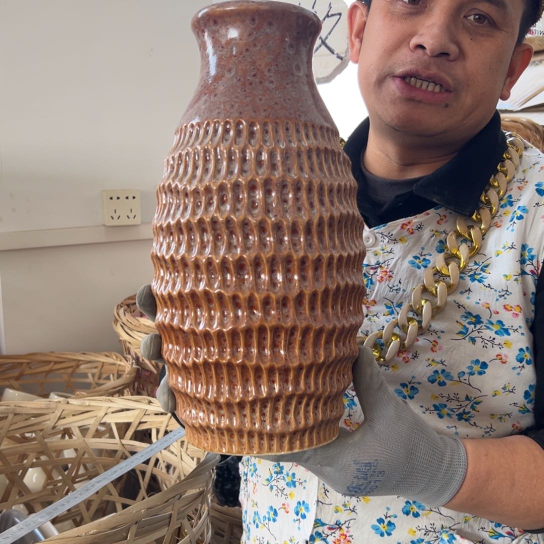 摆件101 号高中低温陶瓷工艺瓶（部分微瑕）