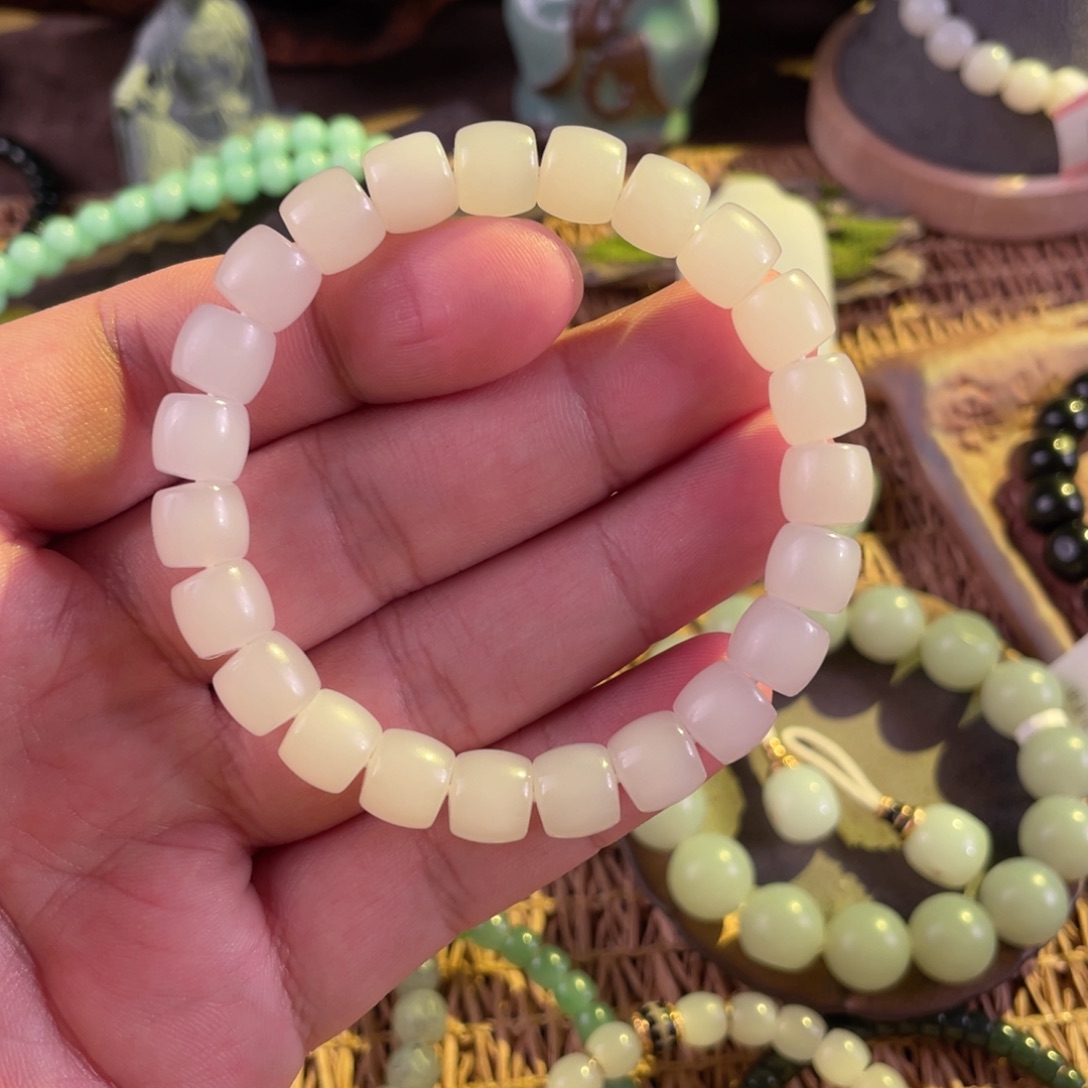 未镶嵌手链和田玉