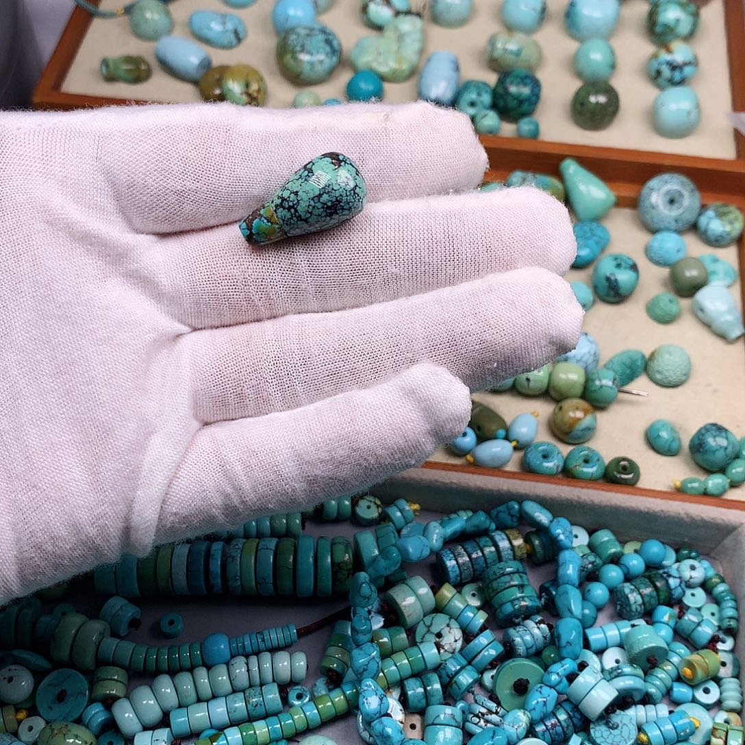 绿松石未镶嵌挂件