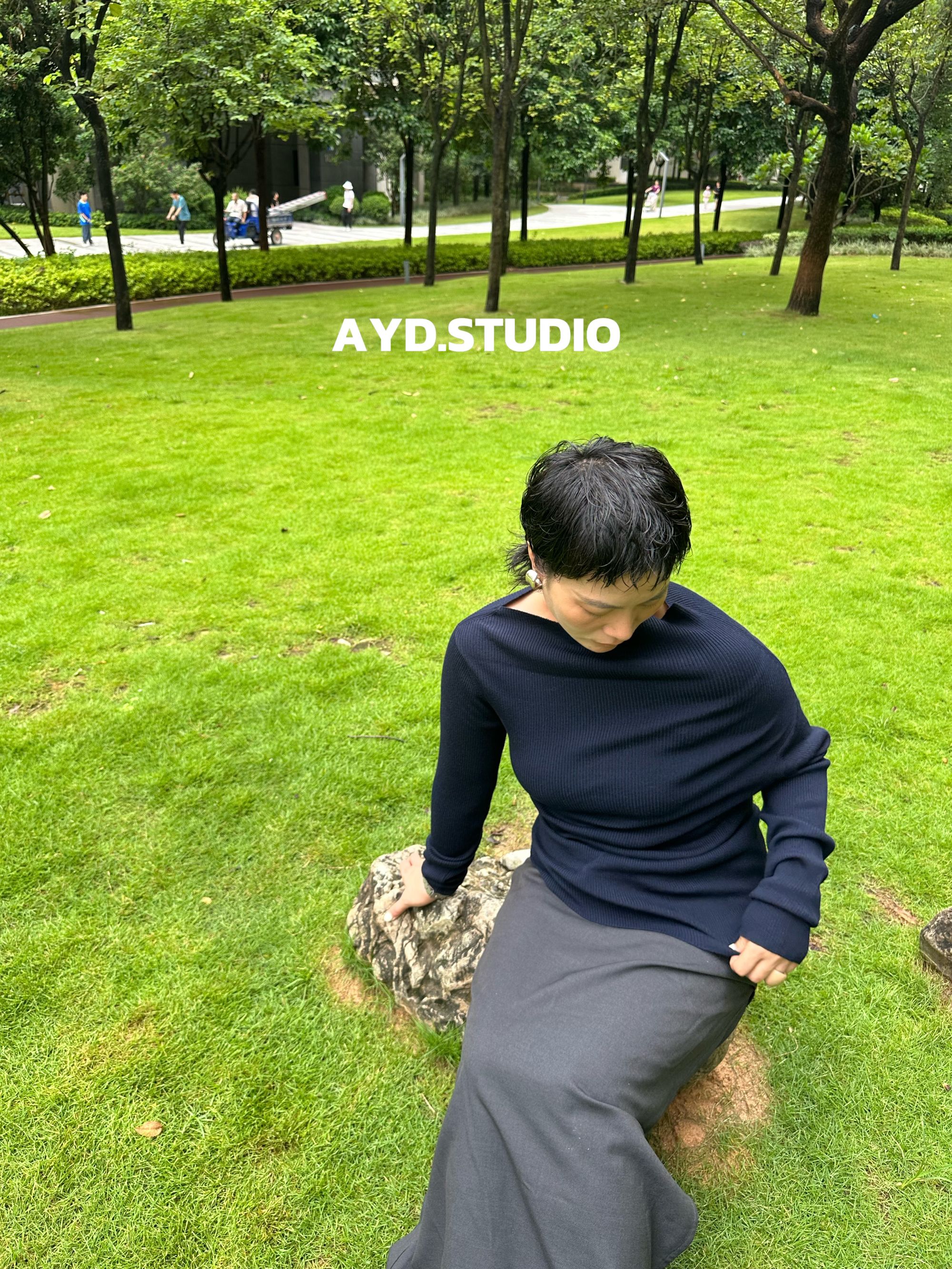 AYD.STUDIO性感修身不规则领型长袖上衣#9921