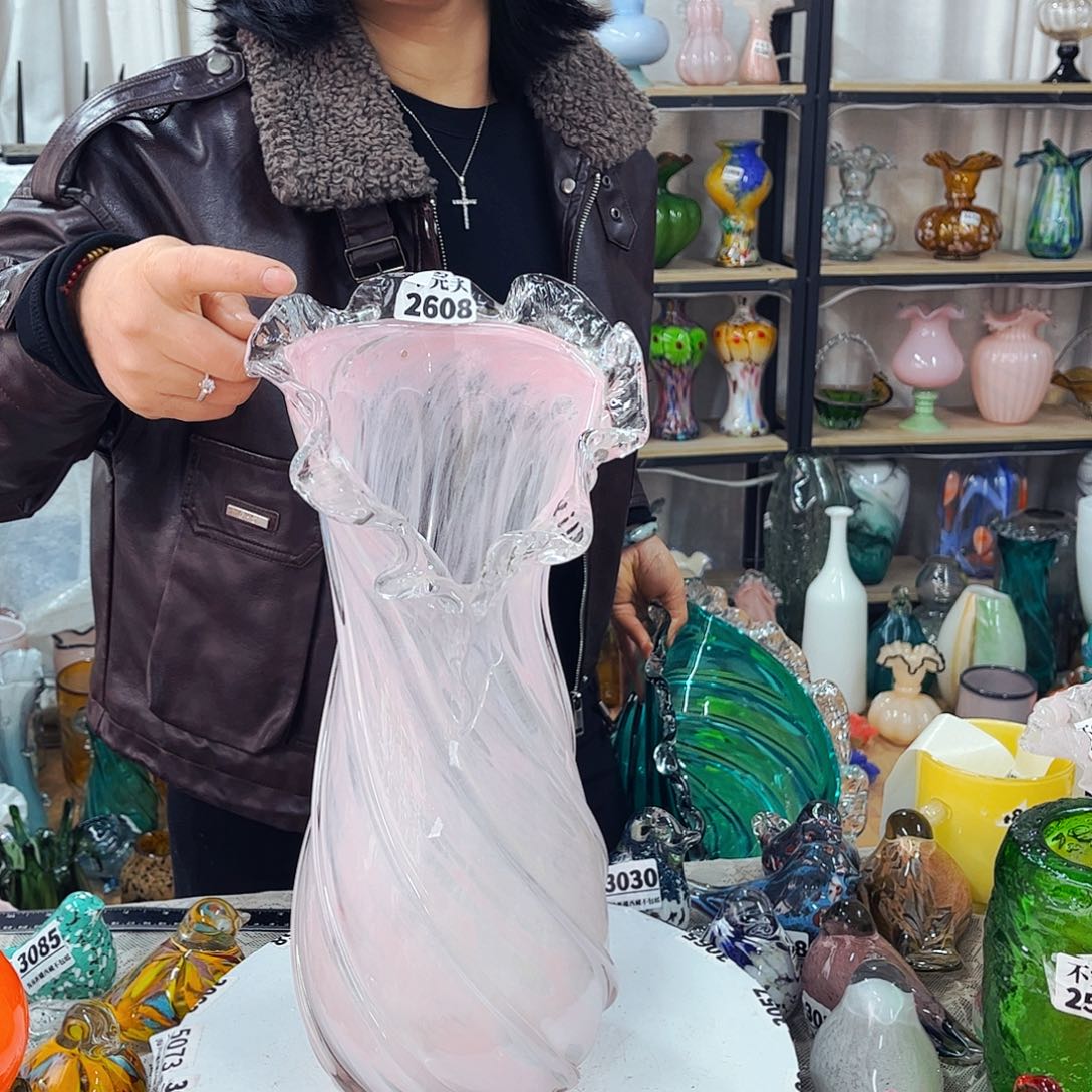 2608 家悦琉璃工艺品小瑕