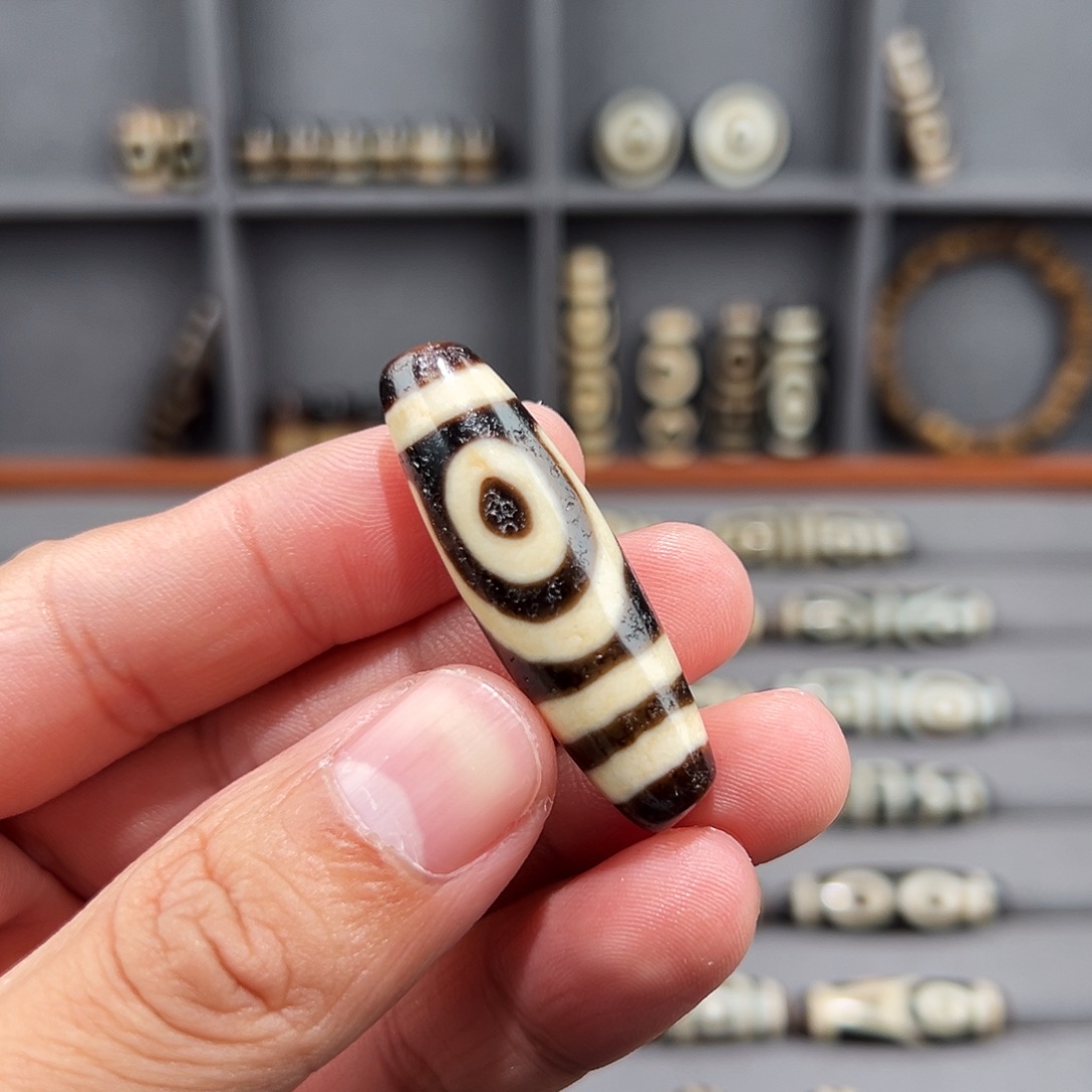 玛瑙未镶嵌颈饰上肯现代工艺品珠子