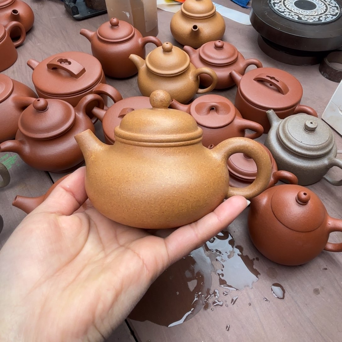 紫砂茶壶墨*玄黄金段容天220cc微瑕