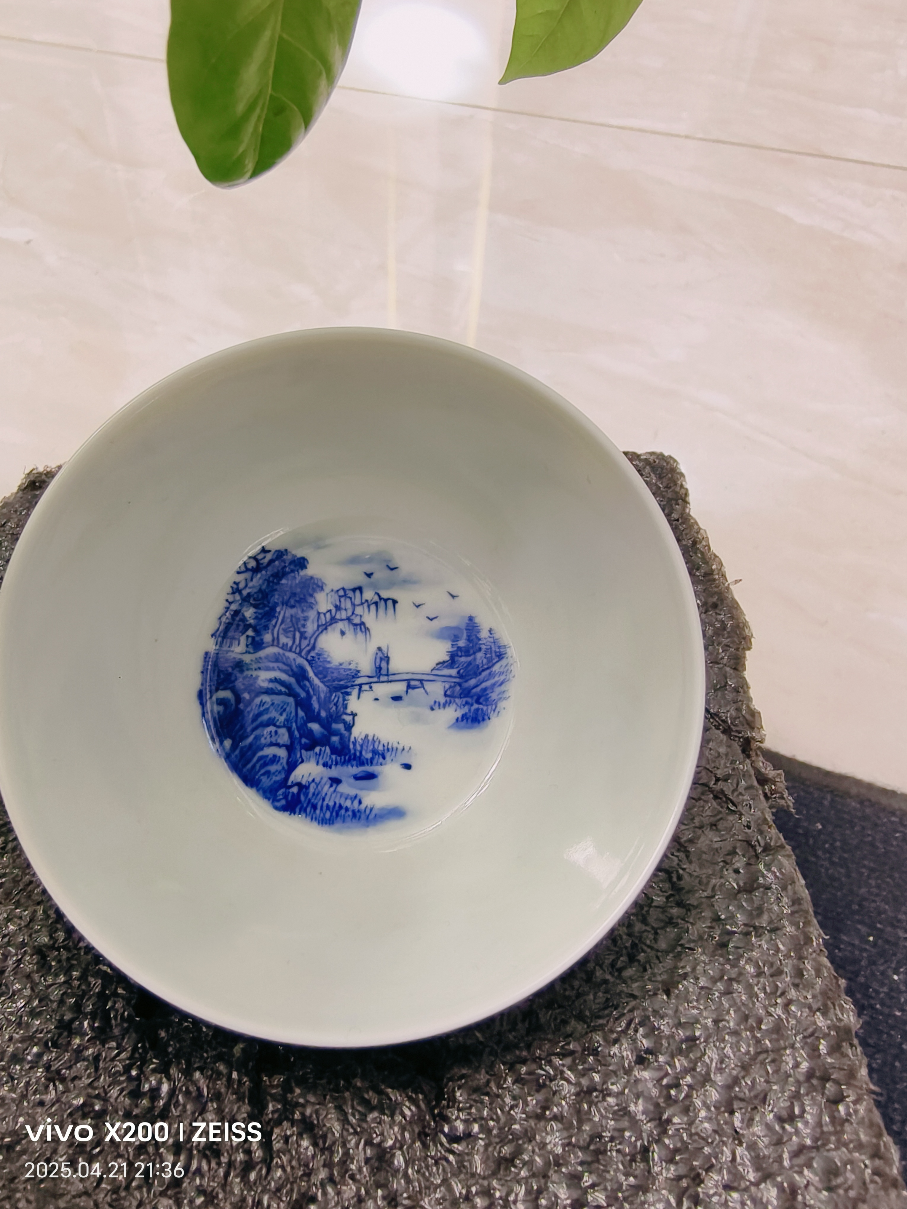 全手工山水缸杯，容量150cc，口径八点八公分，高四点六公分