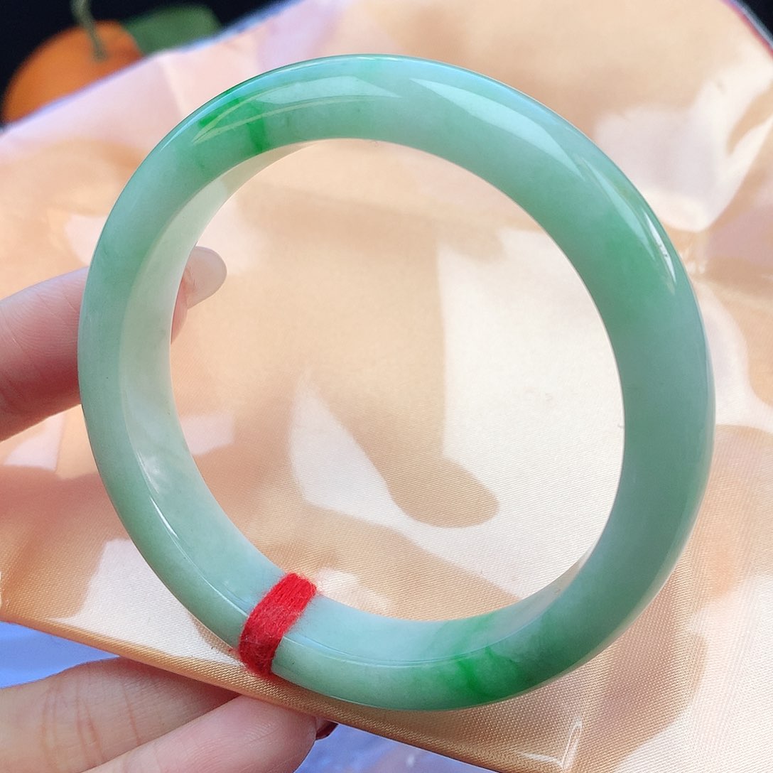 翡翠手镯未镶嵌57圈口882126