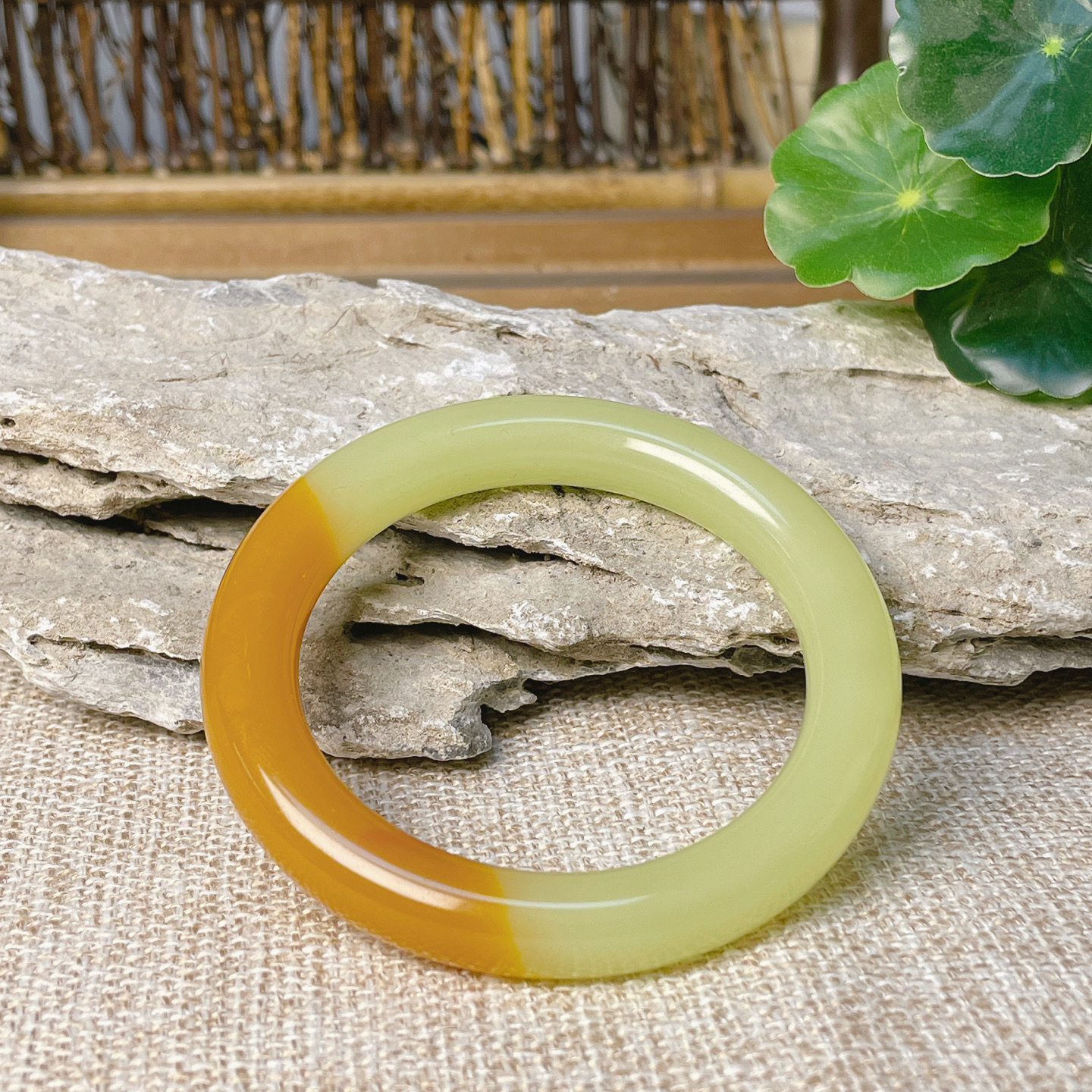 【和田玉手镯】新疆和田玉 半山半水手镯 卡10mm正圆手镯