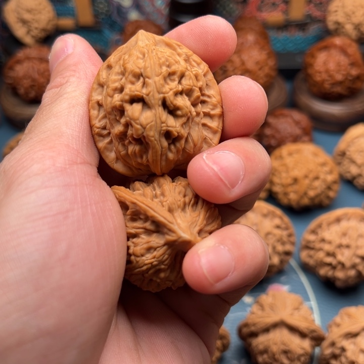 桃核吊坠睡*了发给哥哥哥哥