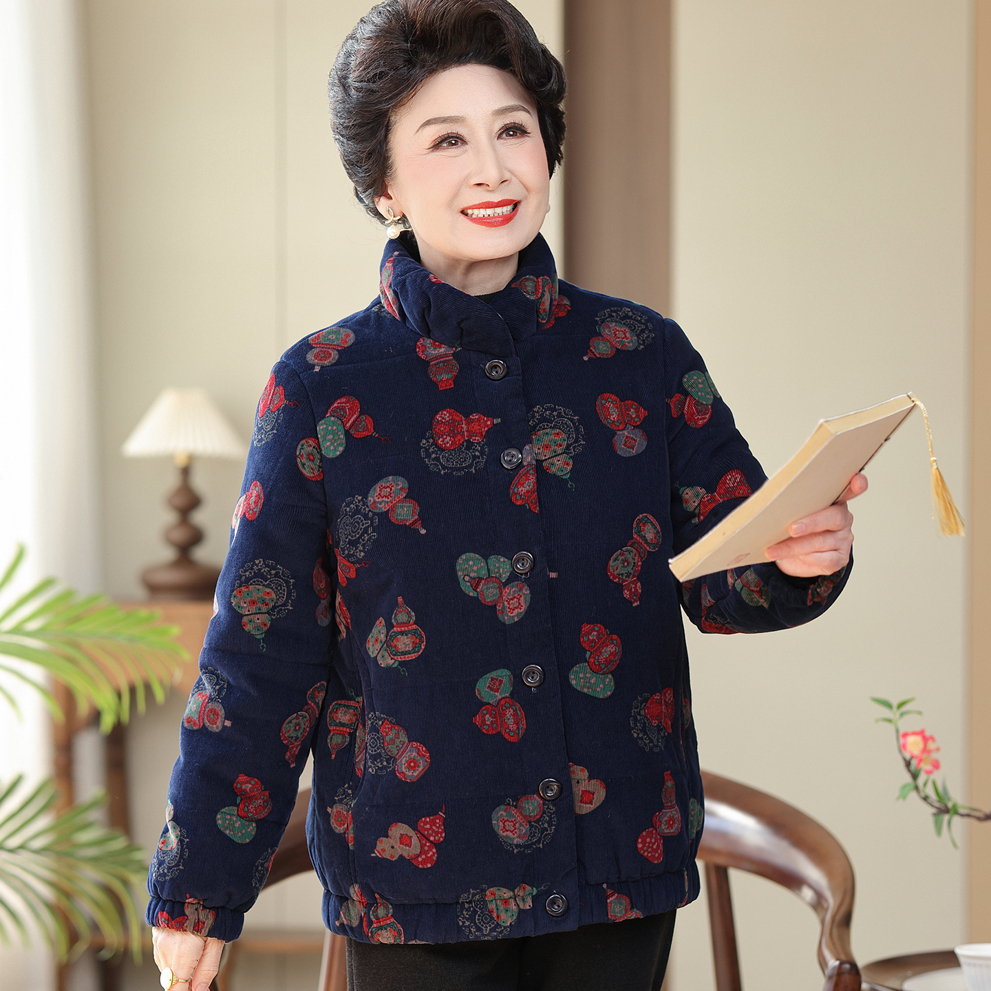 中老年冬装棉袄女奶奶棉衣短款纯棉灯芯绒保暖棉服加绒加厚妈妈装