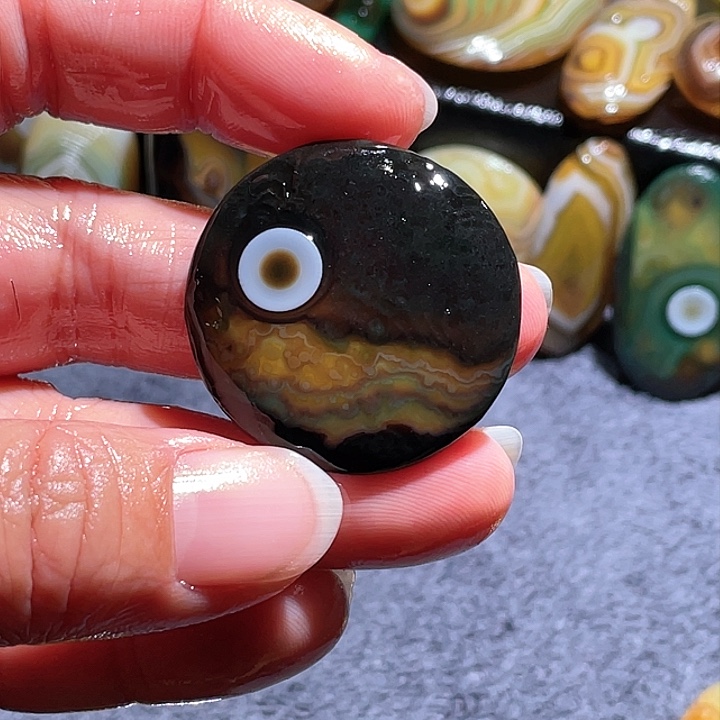 玛瑙珠宝奇石未镶嵌幸****?