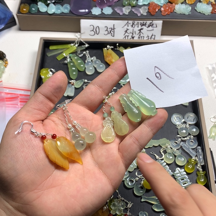 瑶***子蛇纹石玉合金发饰