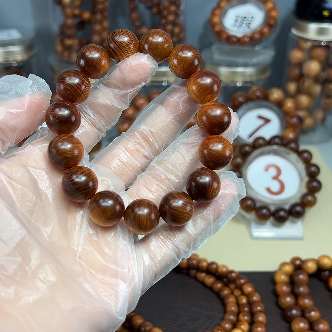 柏木（崖柏）1.5黑金刚舍利骨