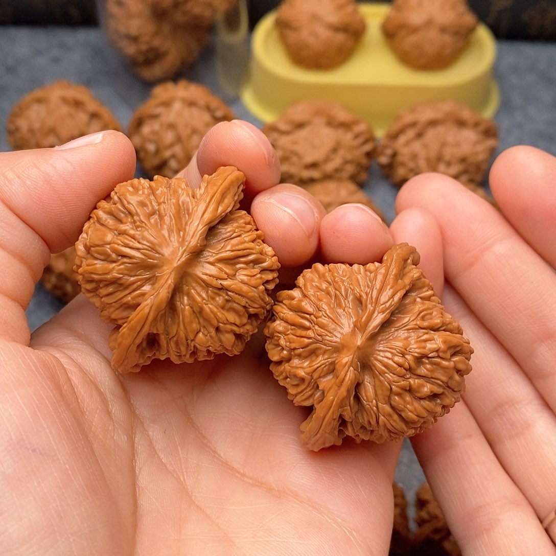 文玩核桃把件精品四座楼42全品