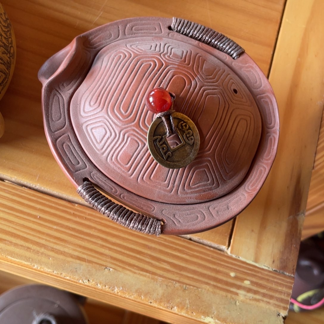 茶壶底槽青紫砂艺术作品