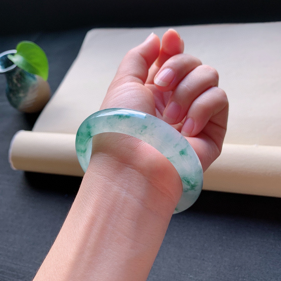 【圈口测量】天然缅甸翡翠A货手镯