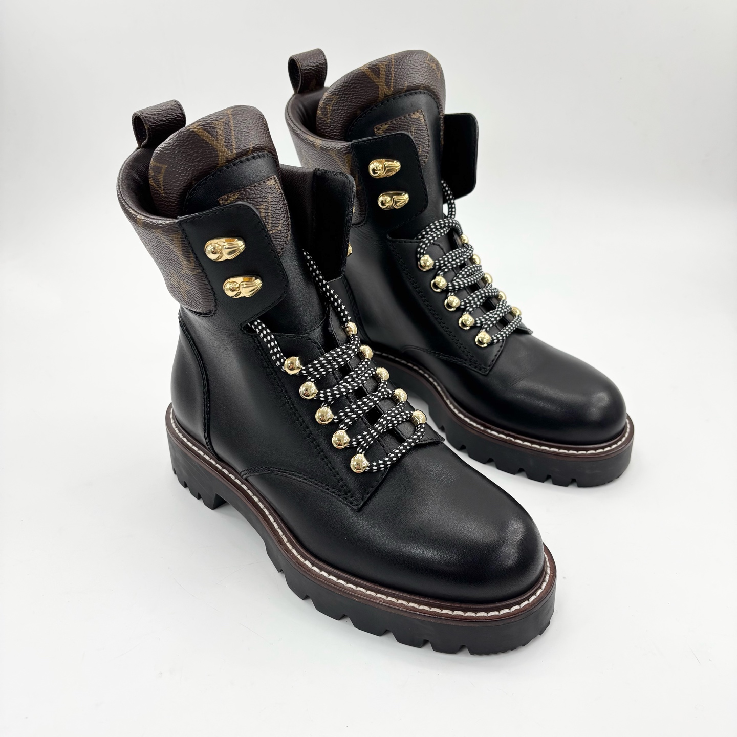 99新 LouisVuitton/路易威登 35码/老花马丁靴/p0407