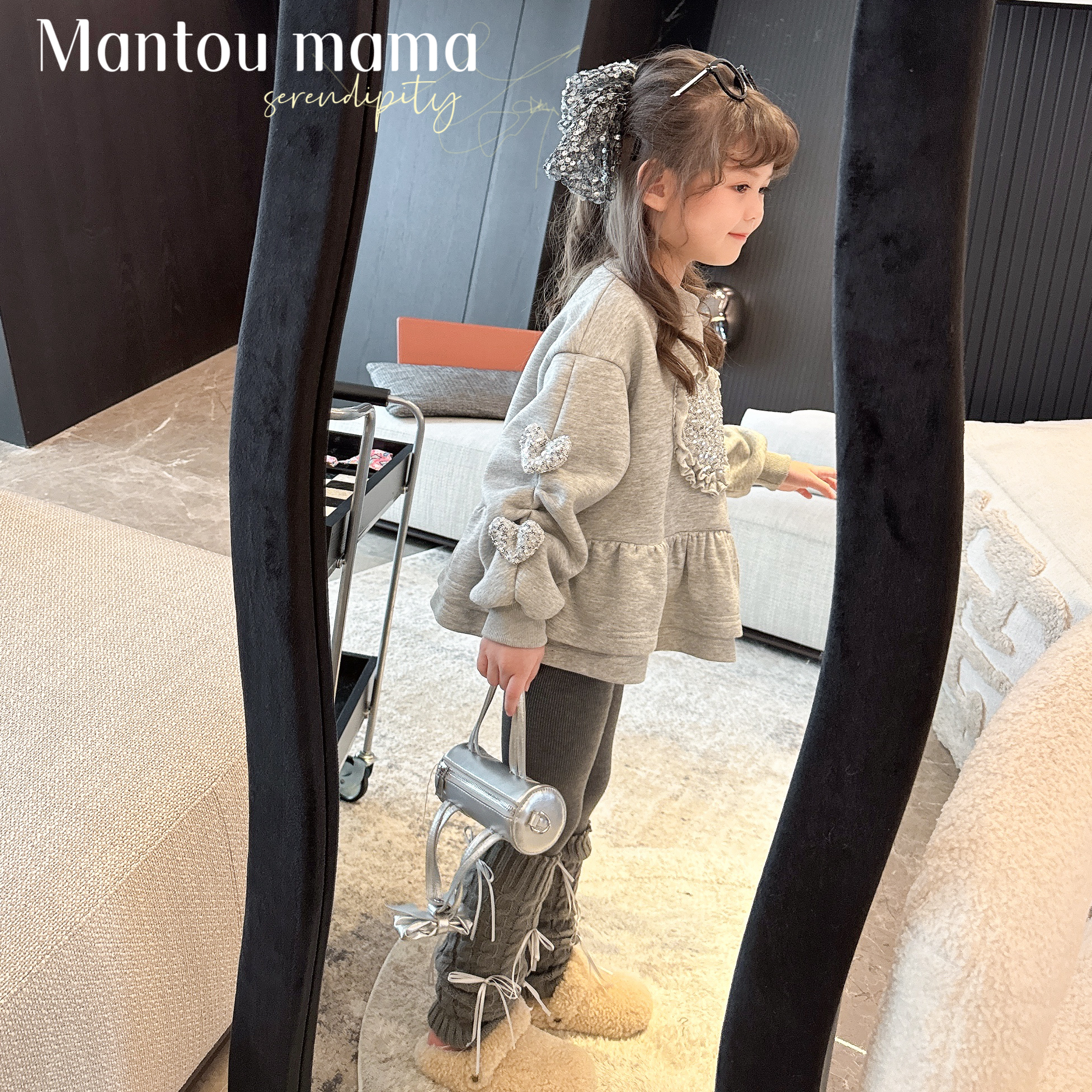【Mt studio】K【新款】设计感亮片花边爱心卫衣女童秋冬气质可爱韩版