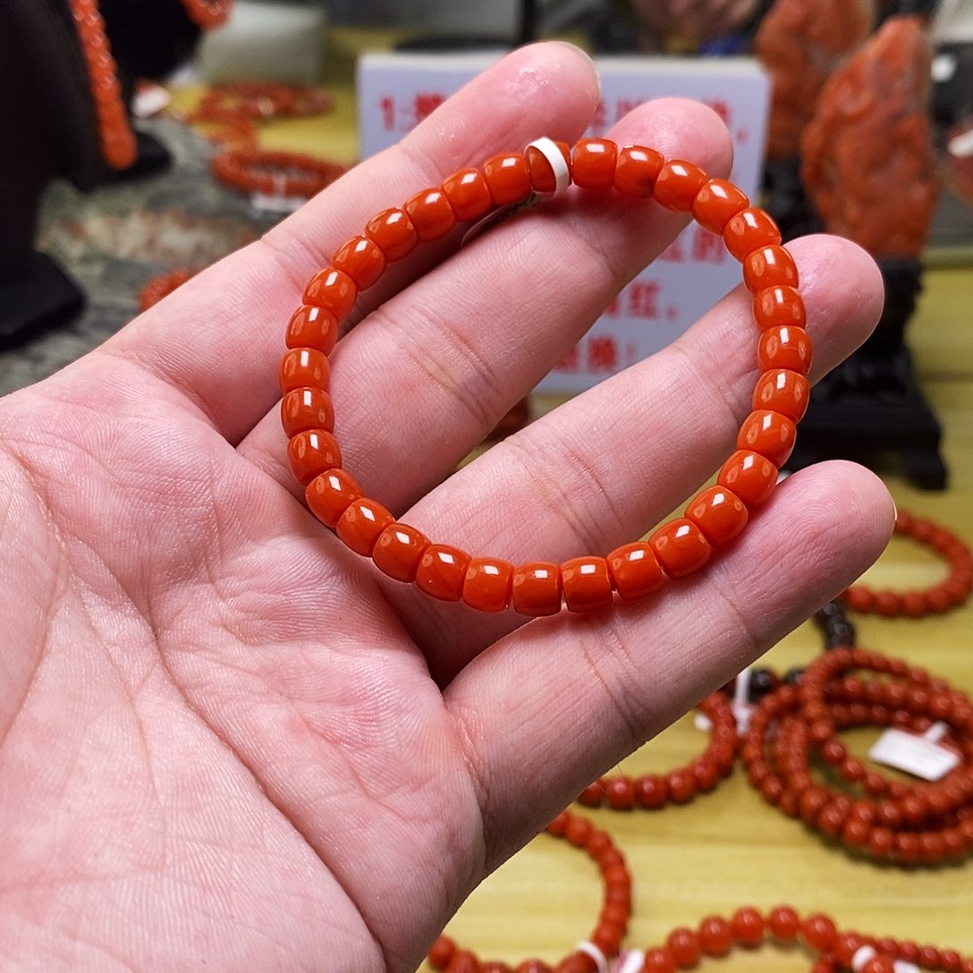 南红玛瑙未镶嵌手链