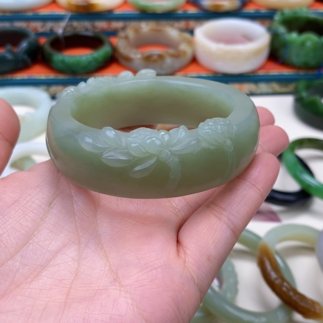 和田玉手镯57.1未镶嵌咘*