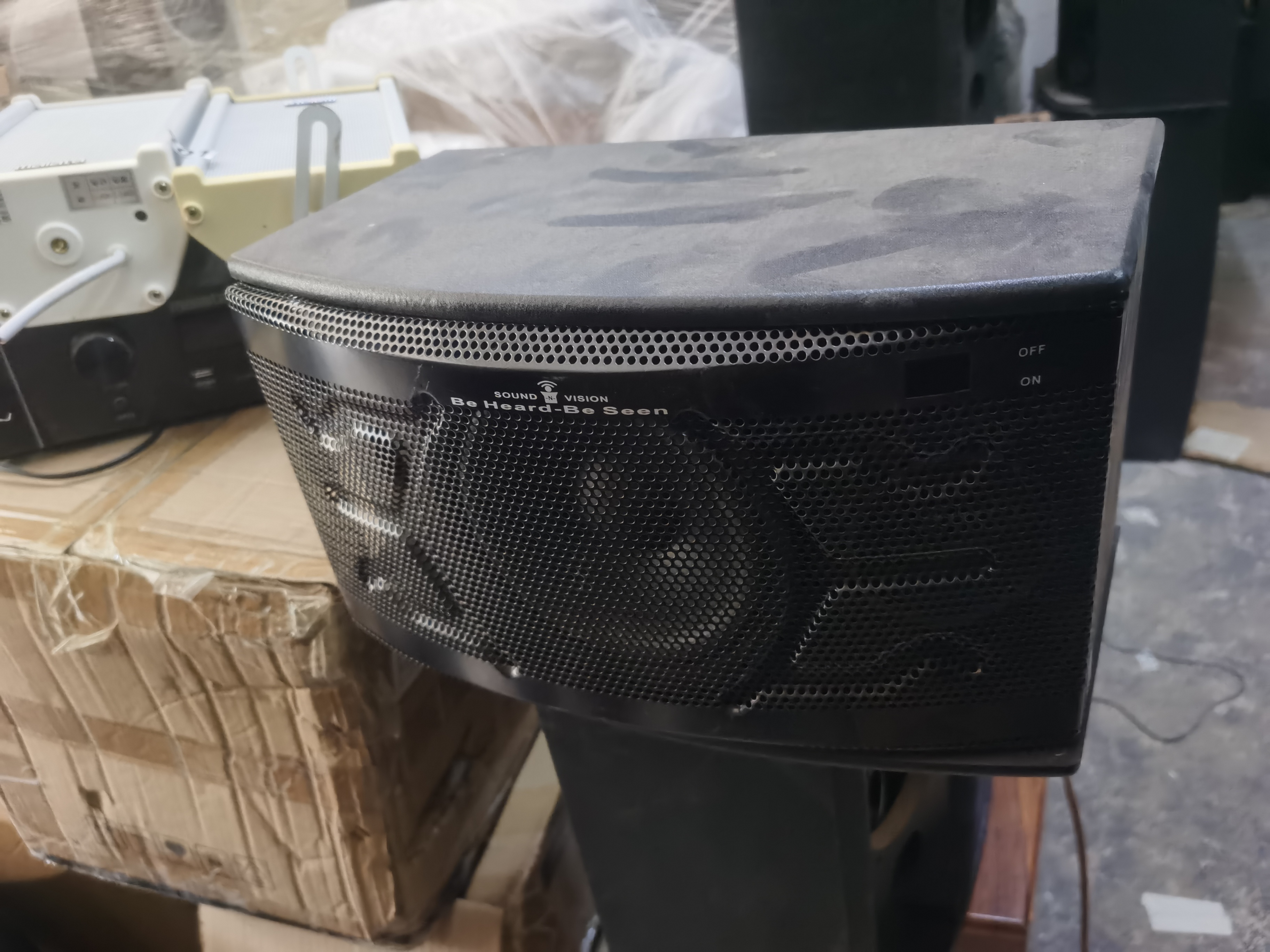 未使用  6.5寸无缘卡包一个，包邮微瑕