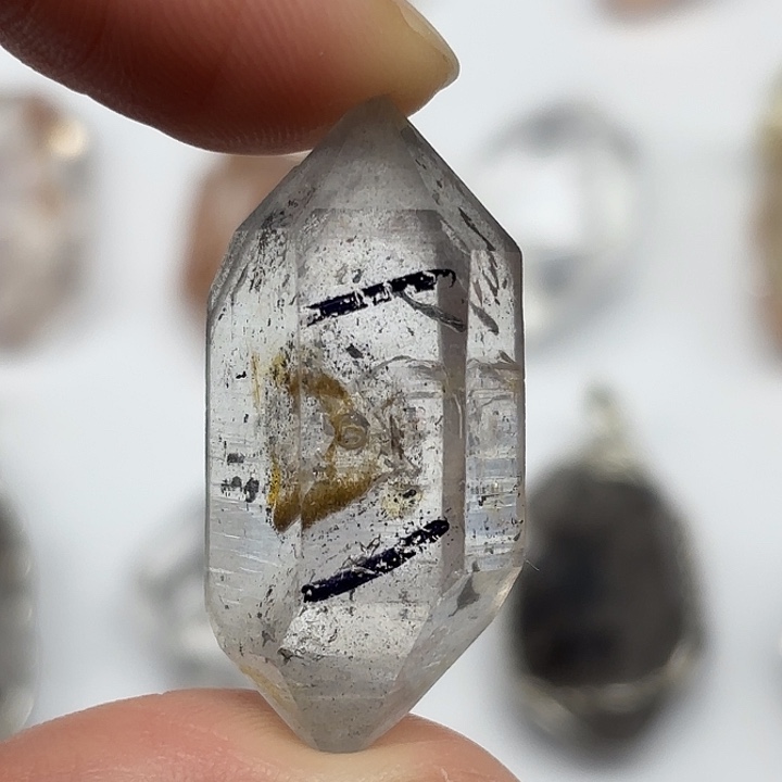 未镶嵌颈饰水晶水胆闪灵钻35mm