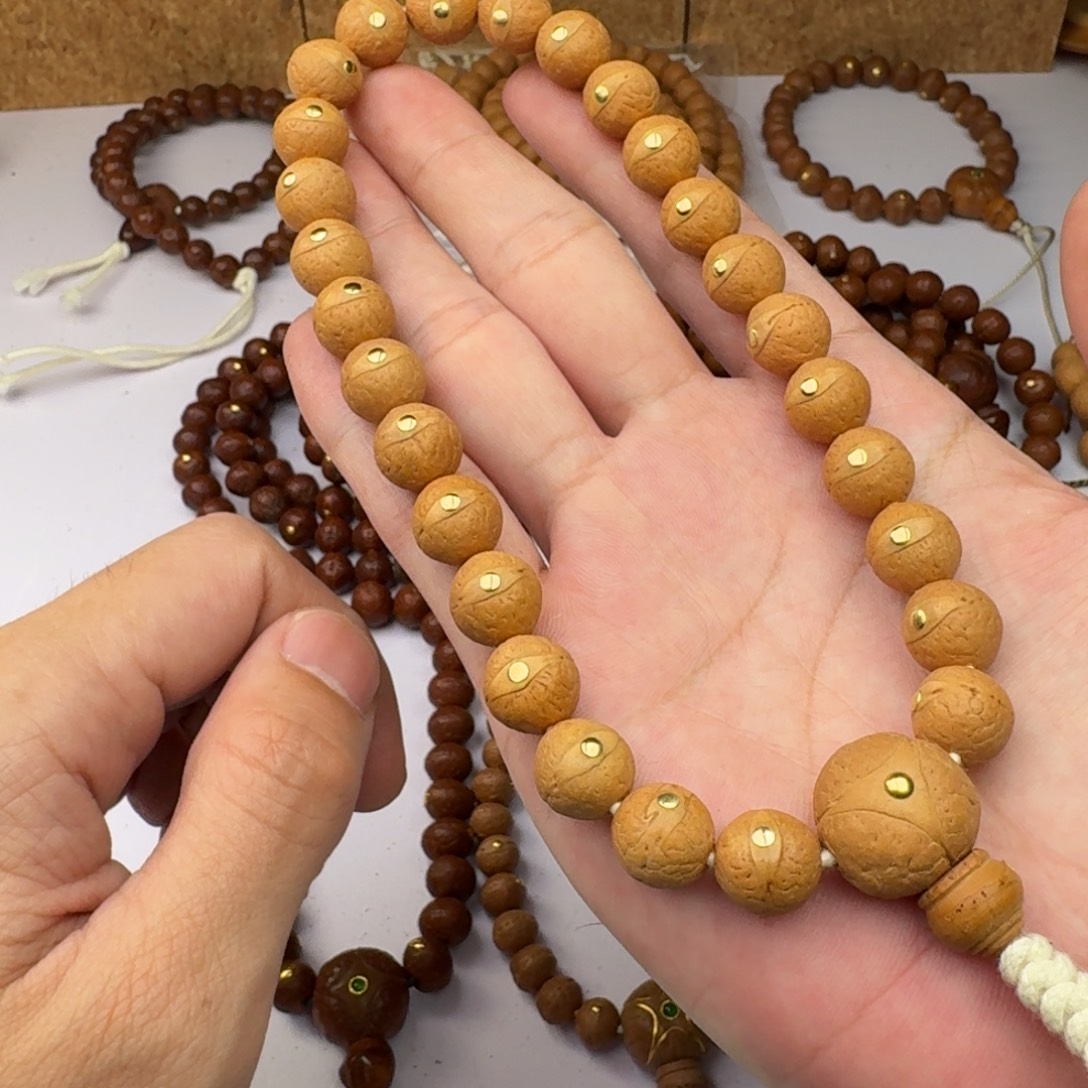 凤眼菩提手串11.5手持铜钉