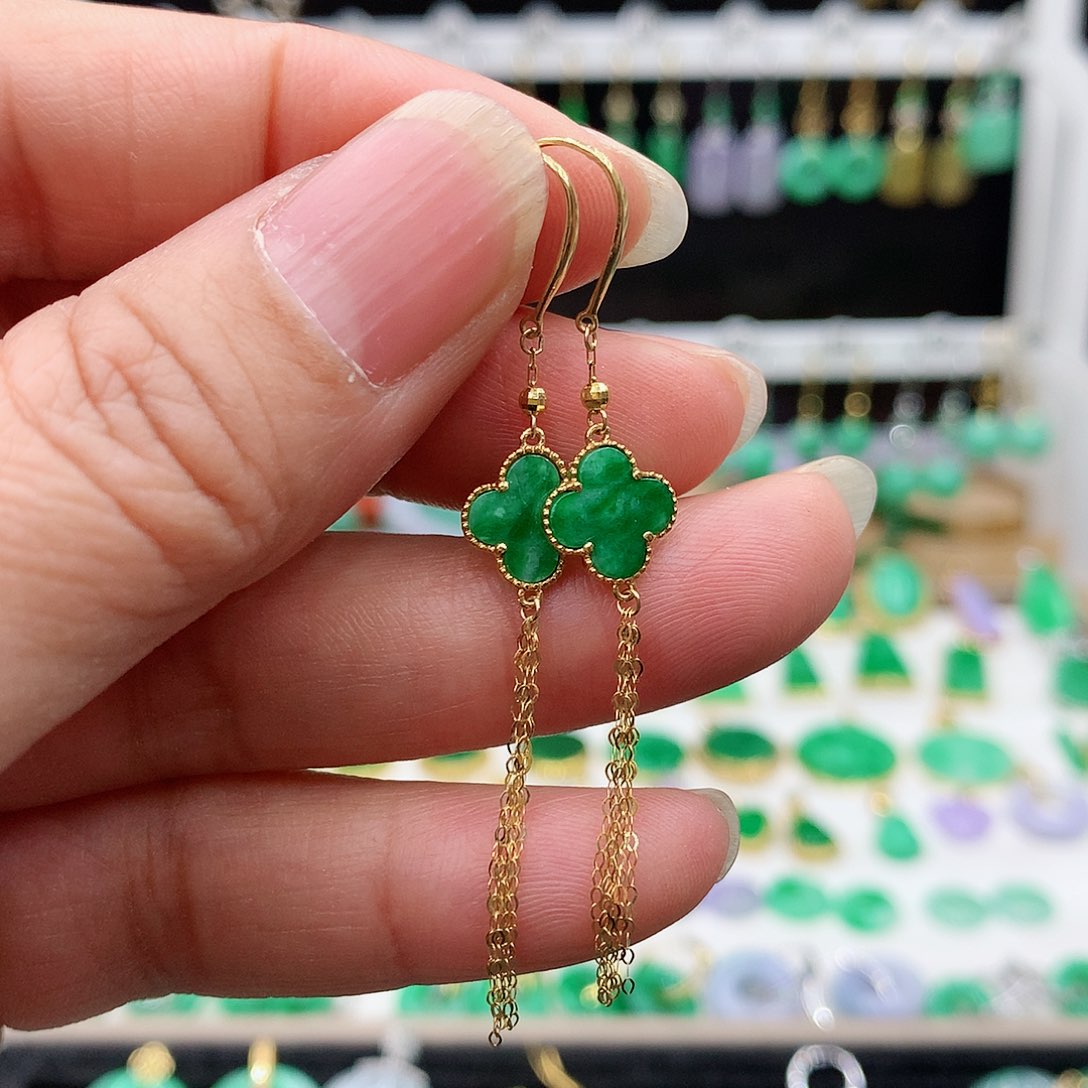 翡翠耳饰18K金镶嵌的