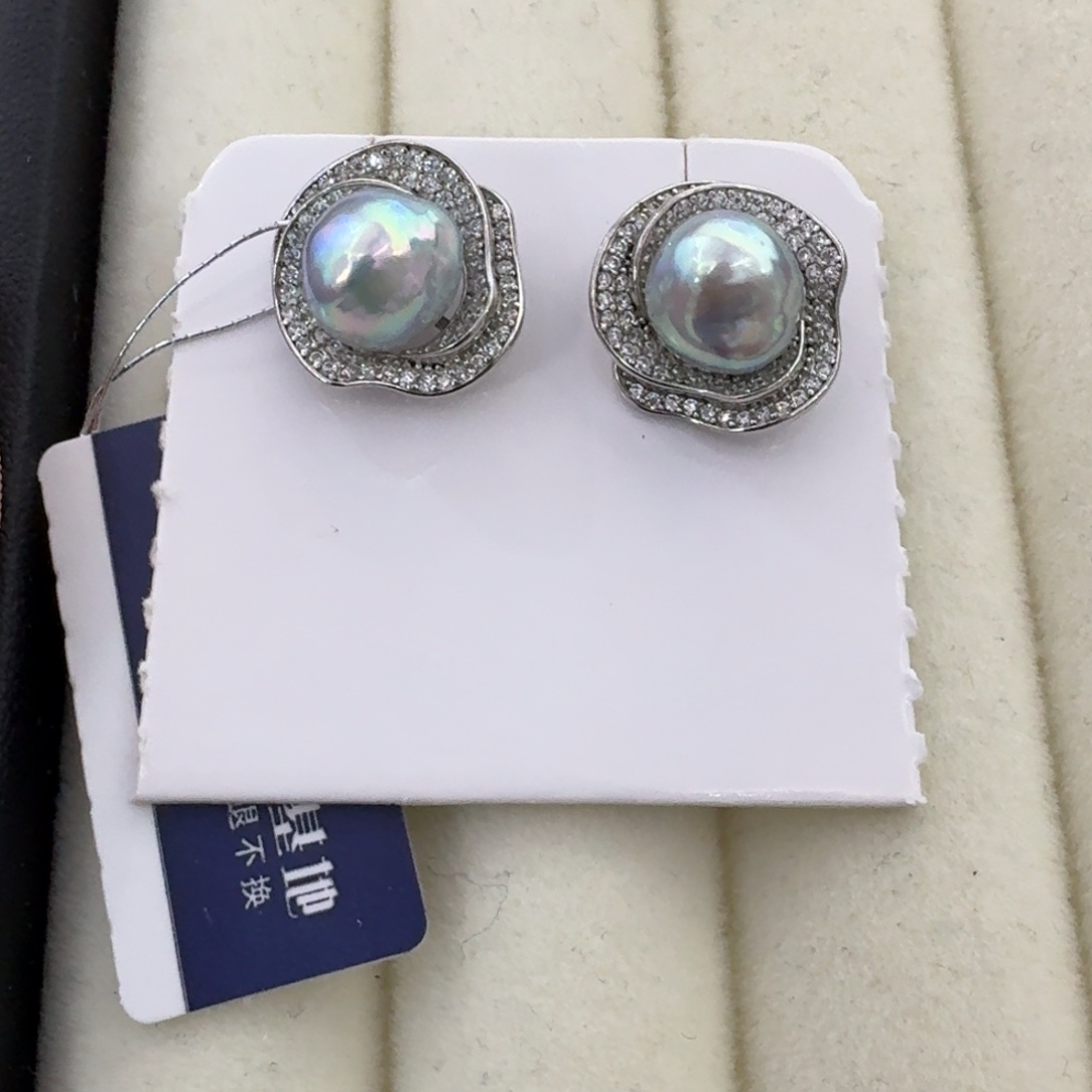 银S925镶嵌海水珍珠耳钉