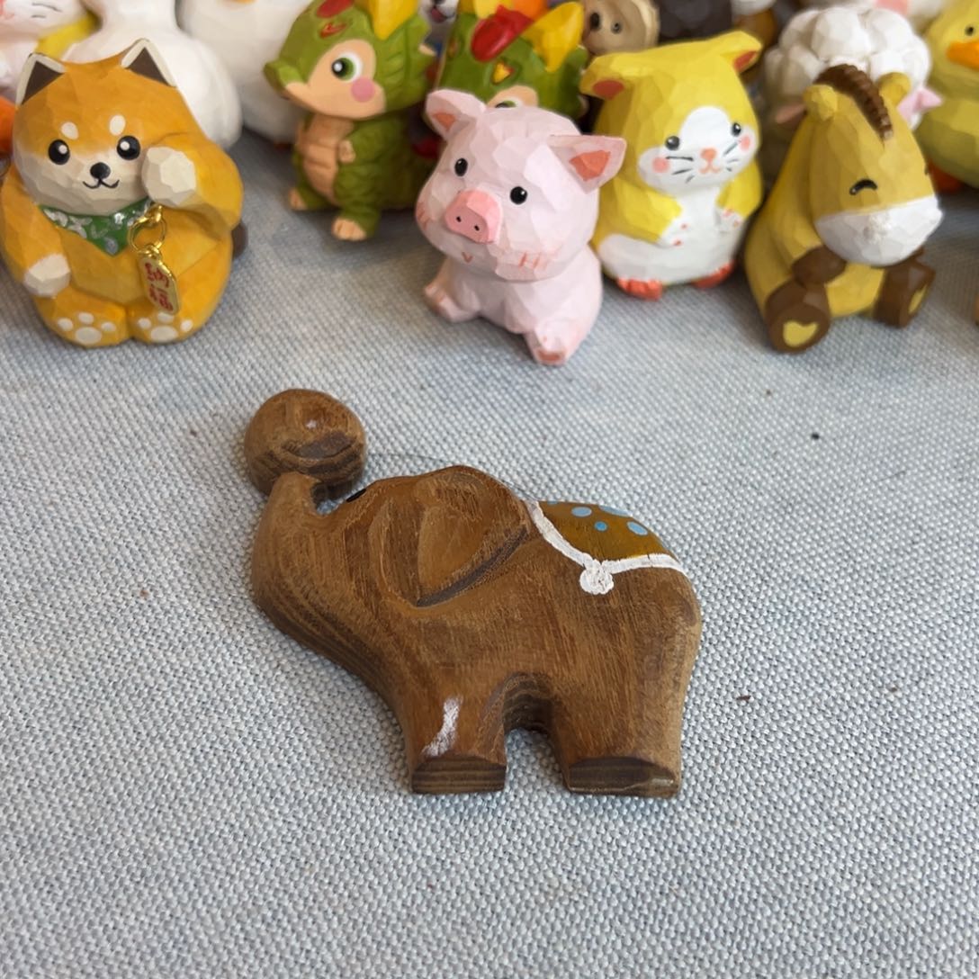 木大象冰箱贴。      