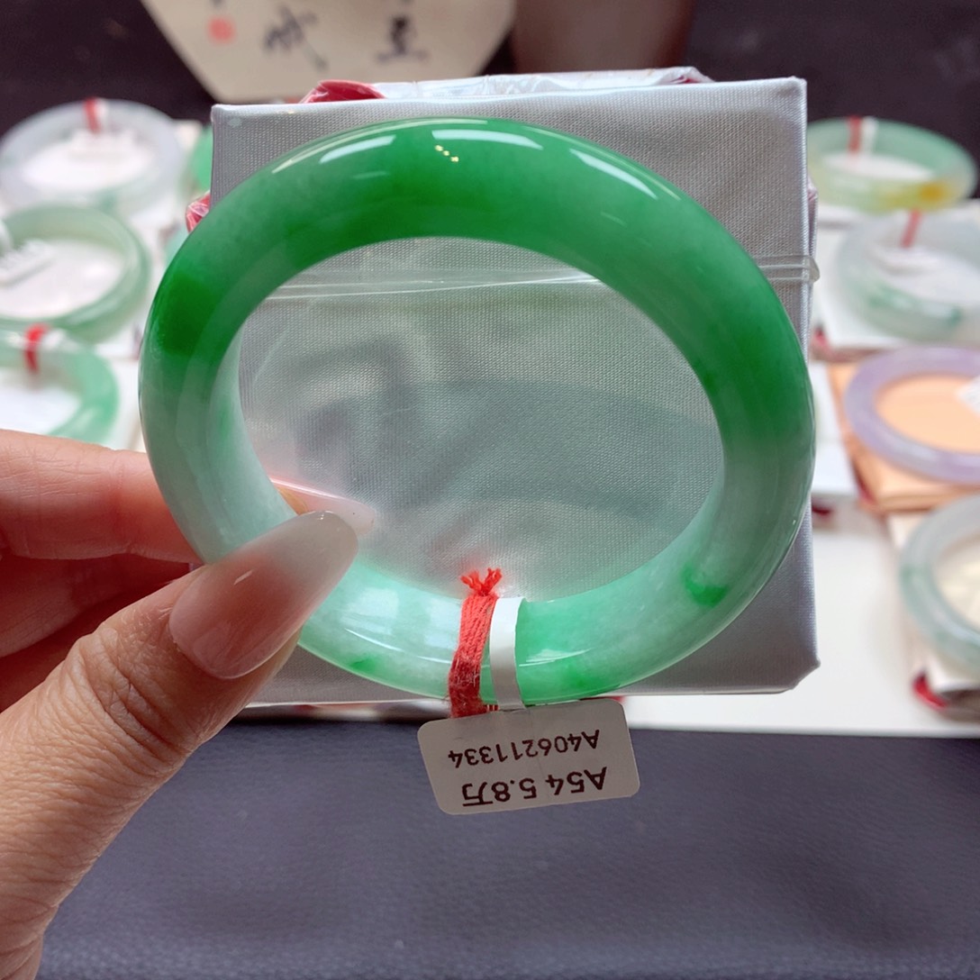 翡翠手镯未镶嵌泉**咚正圈54.5（89）分单