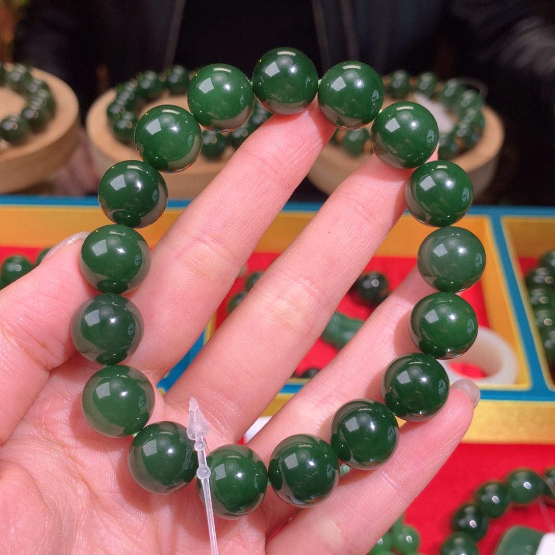 和田玉（碧玉）手串未镶嵌哈****训