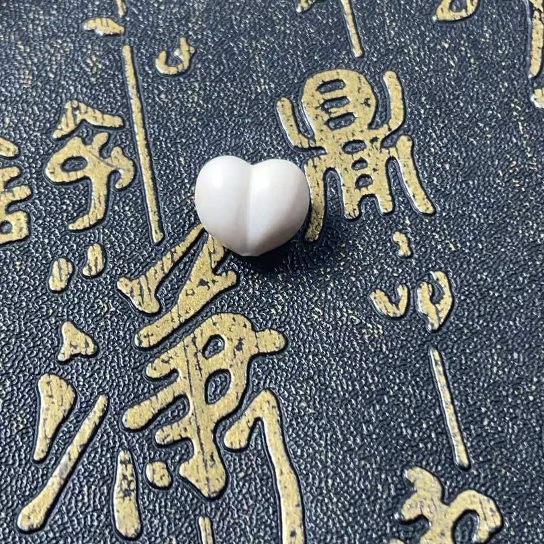 猛犸牙定制屁桃一个保真天然