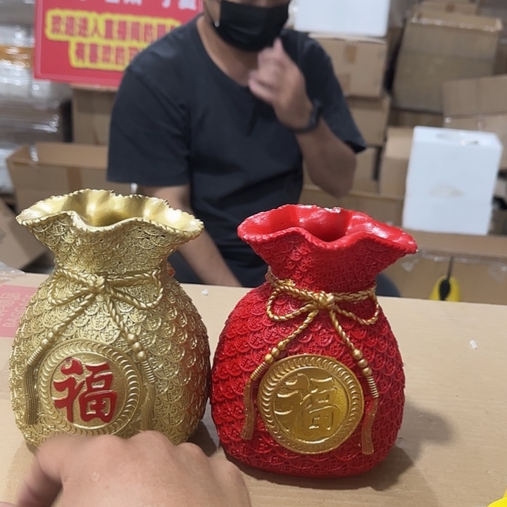 梅***，树脂摆件哈哈哈哈