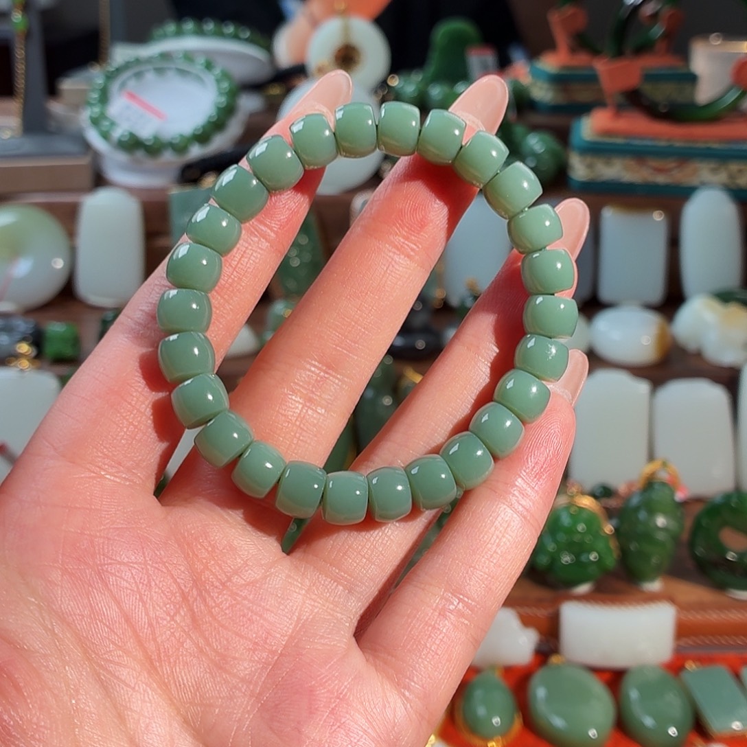 听***潮和田玉未镶嵌手串