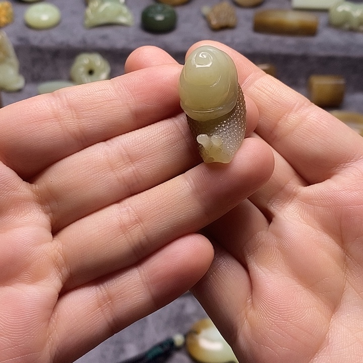 和田玉（糖玉）未镶嵌颈饰