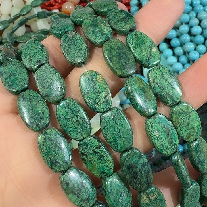 玛瑙/玉髓合金珠宝半成品一条绿色小蛋形