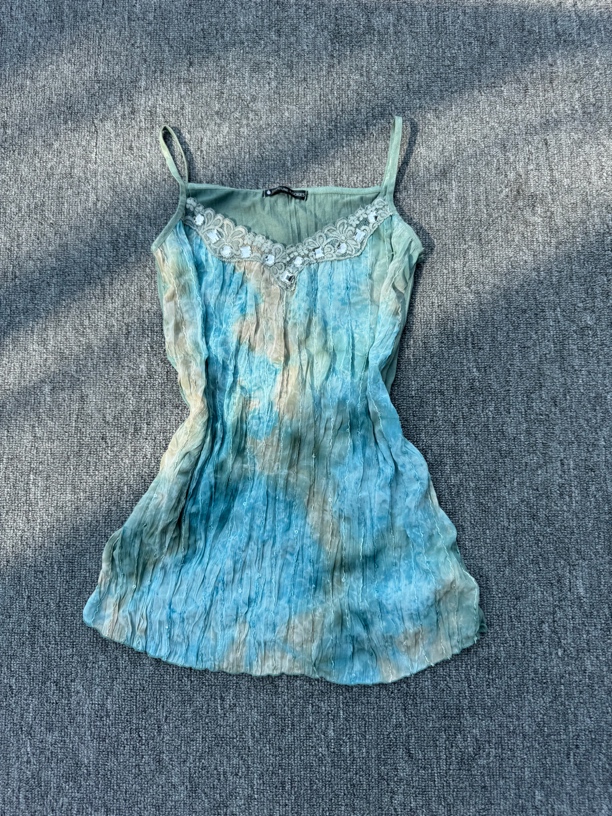 上衣衣服裤子连衣裙