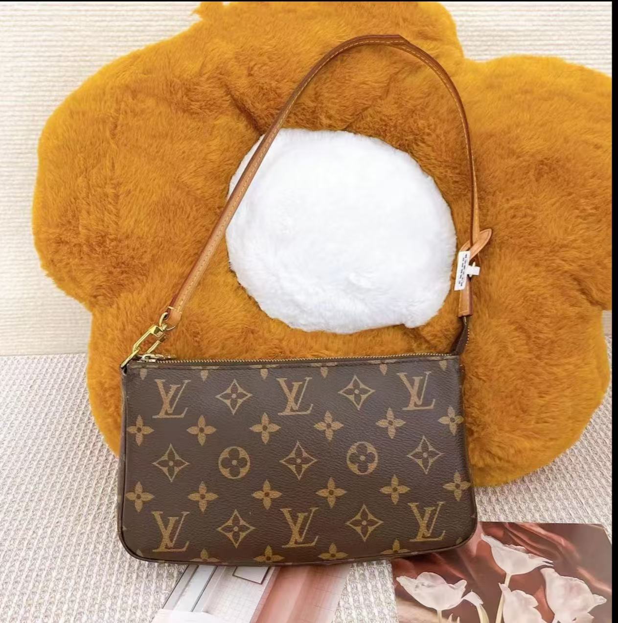 95新 LouisVuitton/路易威登 雅云/大麻将/斜挎包/植鞣革换新