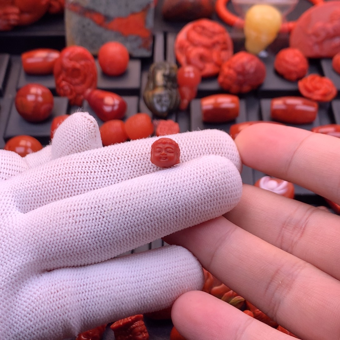 南红玛瑙未镶嵌精工雕刻满色满肉宝宝佛配珠9.5mm