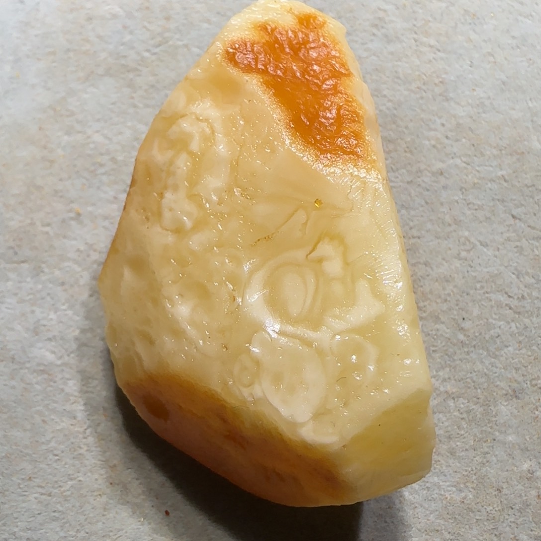 定制琥珀未镶嵌专属定制