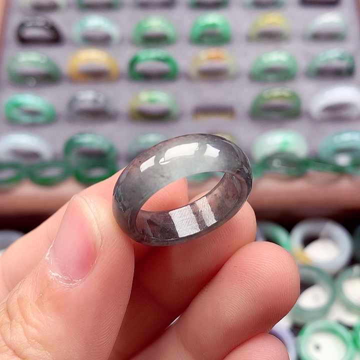 翡翠未镶嵌戒指珺**苑17号