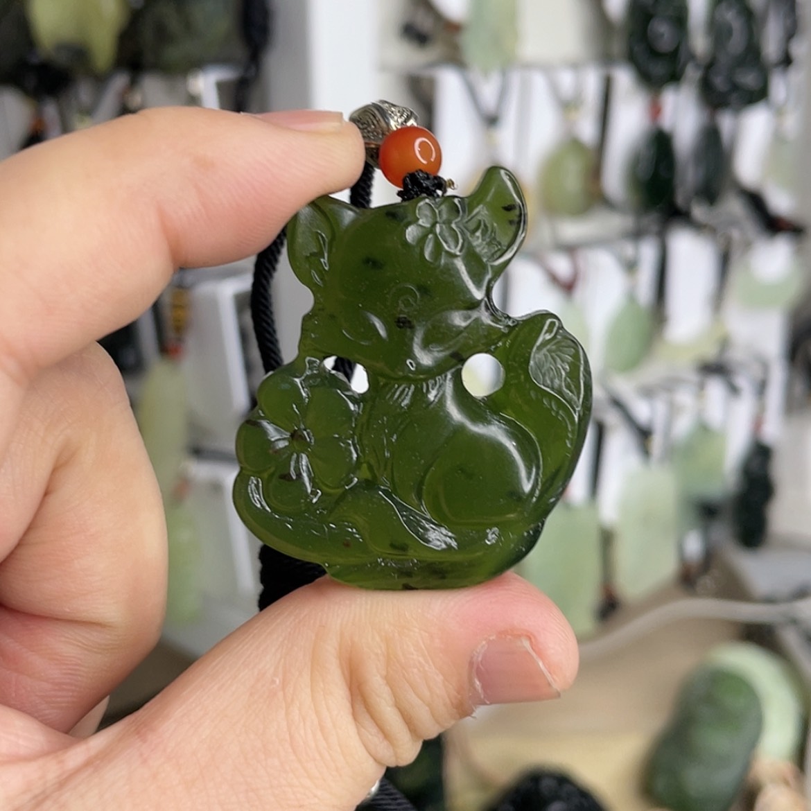 【闪购商品】岫玉颈饰未镶嵌锦*狐狸