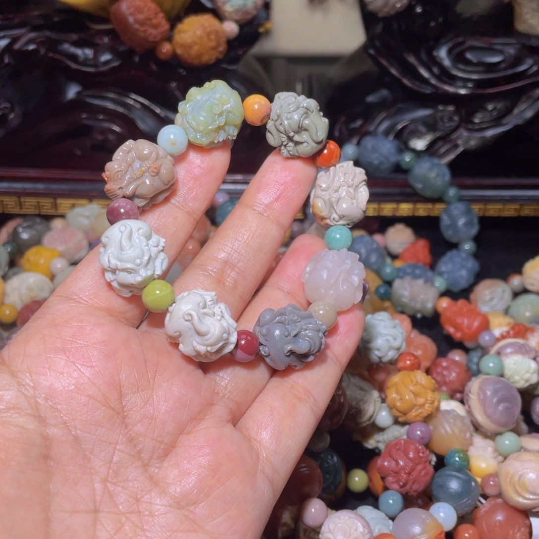 石英质玉手链未镶嵌