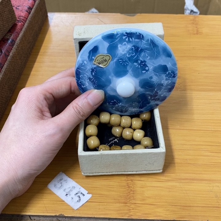 摆件中古工艺品一件