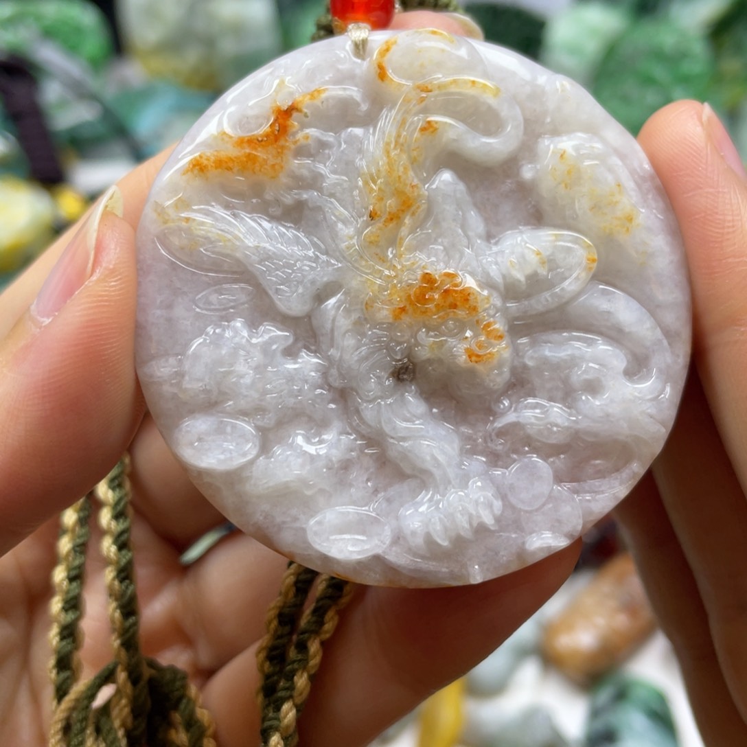 翡翠颈饰未镶嵌牌子