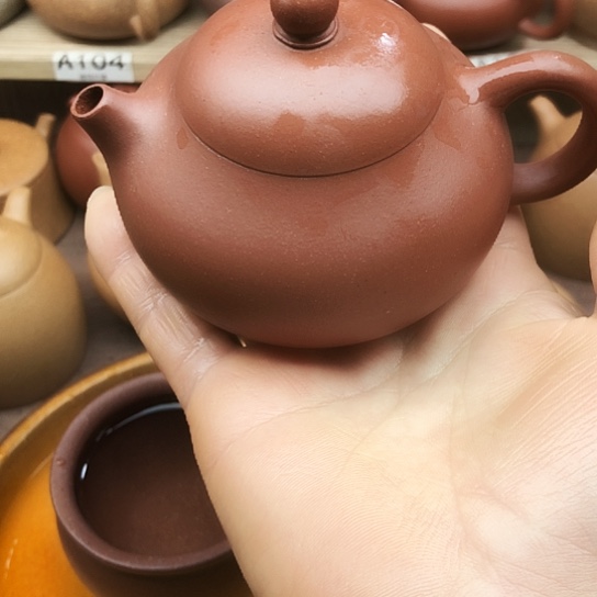 紫砂茶壶紫泥文但180豪升左右