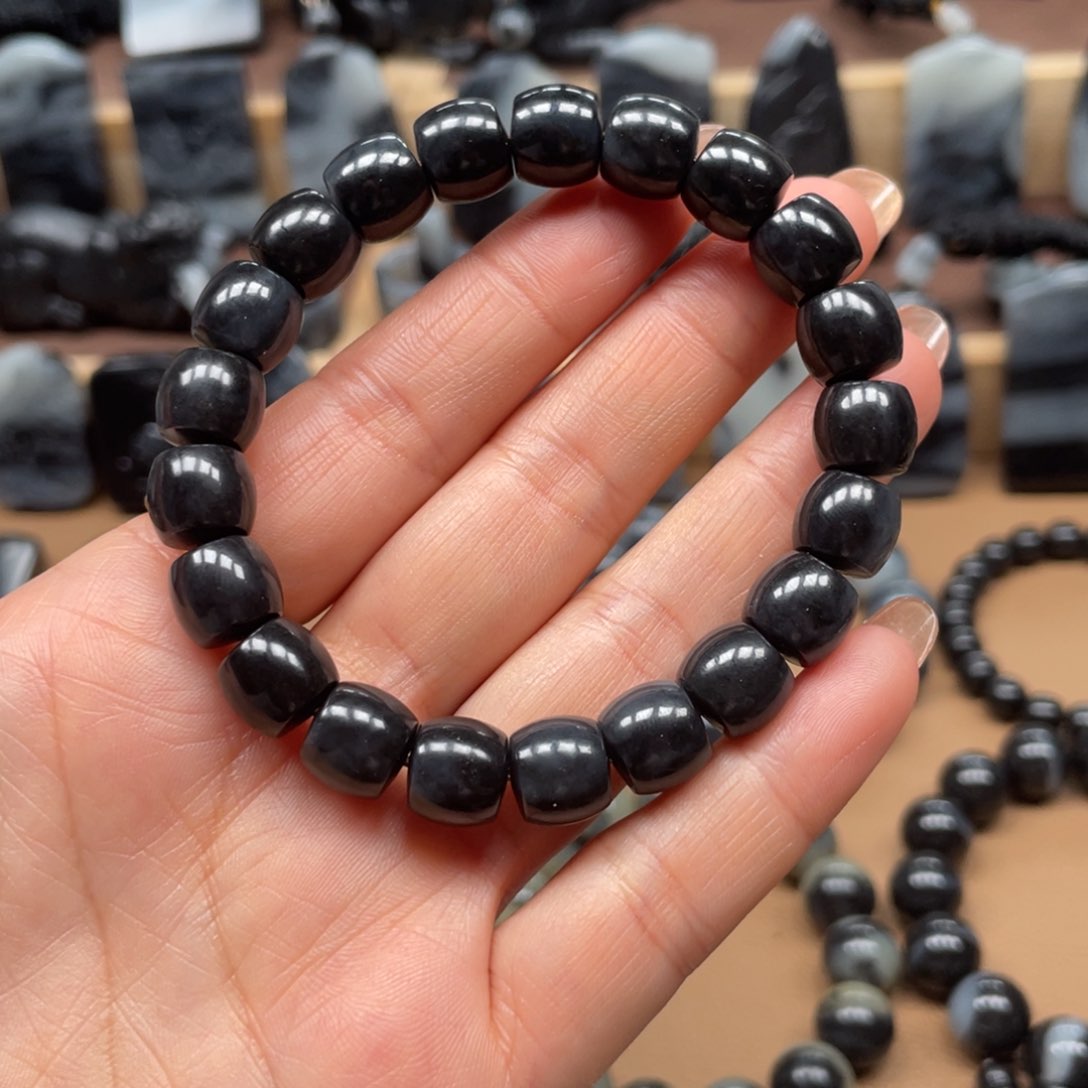 和田玉手串未镶嵌